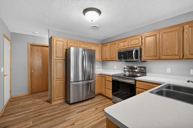 3341 Jansen Way, Vadnais Heights, MN 55127