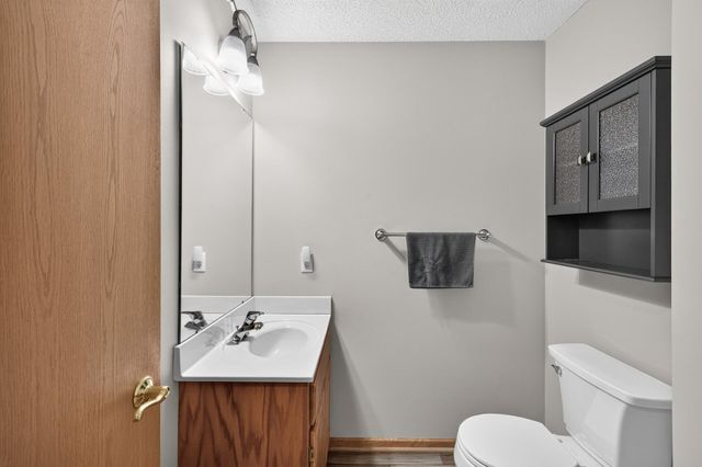 3341 Jansen Way, Vadnais Heights, MN 55127
