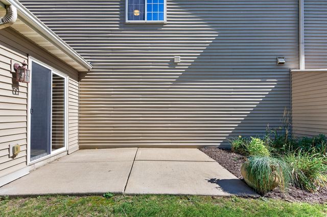 3341 Jansen Way, Vadnais Heights, MN 55127