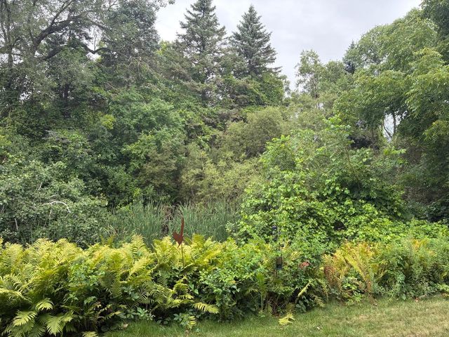 3341 Jansen Way, Vadnais Heights, MN 55127