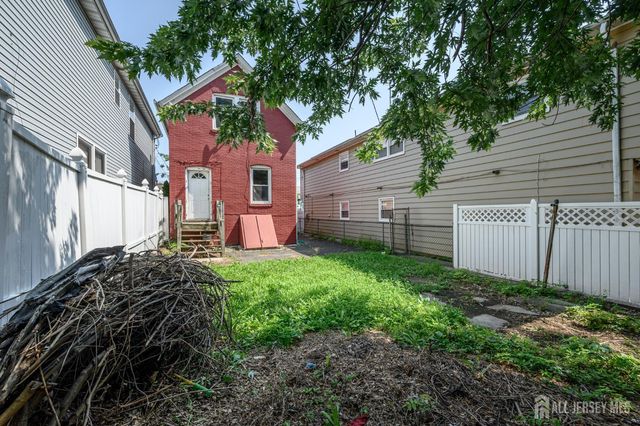 313 Wagner Avenue, Perth Amboy, NJ 08861