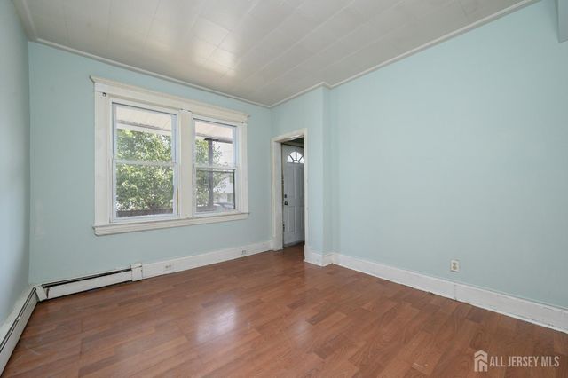 313 Wagner Avenue, Perth Amboy, NJ 08861