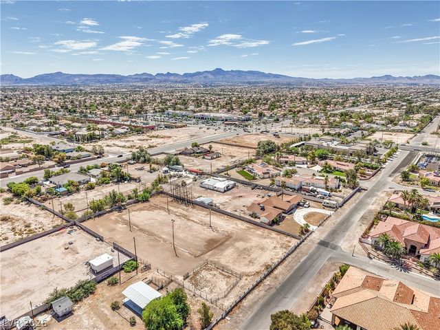 Fairfield Avenue, Las Vegas, NV 89123