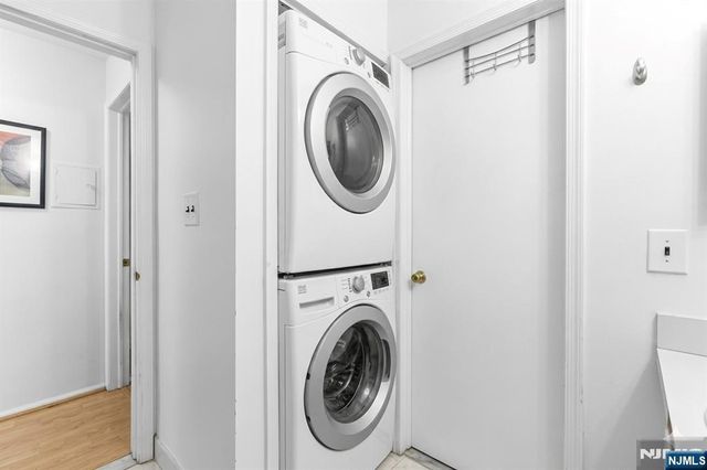 102 Morgan Place, East Brunswick, NJ 08816