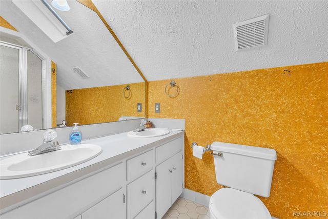 4349 WHITE ACRES Road, Montgomery, AL 36106