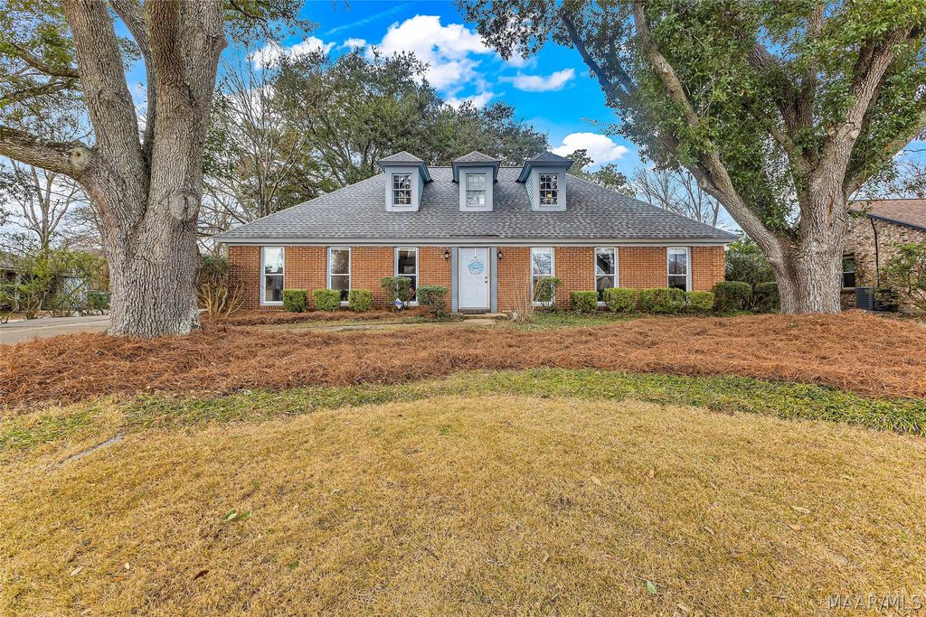 4349 WHITE ACRES Road, Montgomery, AL 36106