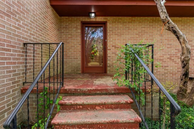 1400 Holders Cove Rd, Winchester, TN 37398