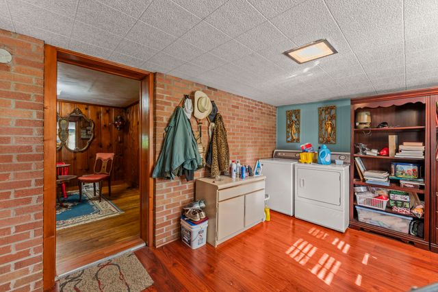 1400 Holders Cove Rd, Winchester, TN 37398