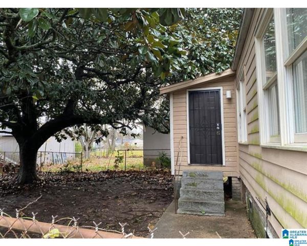 3015 AVENUE H, Birmingham, AL 35218