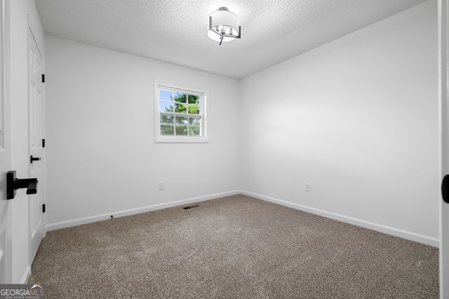 12 Creek Bend Court SW, Euharlee, GA 30120