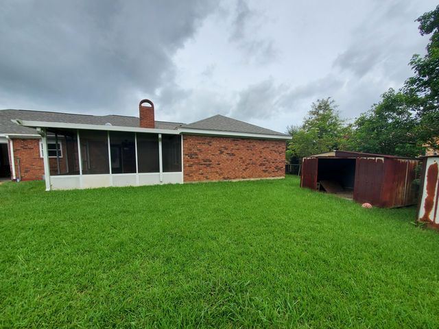 2102 Pear, Deridder, LA 70634
