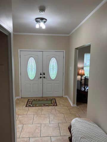 2102 Pear, Deridder, LA 70634