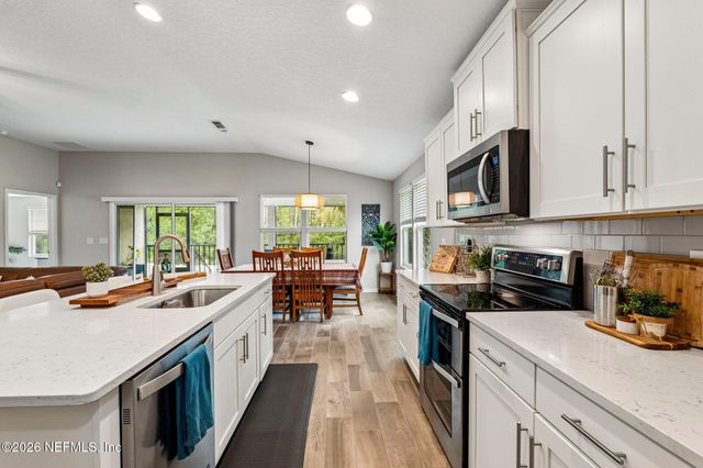 3800 GREAT FALLS Loop, Middleburg, FL 32068