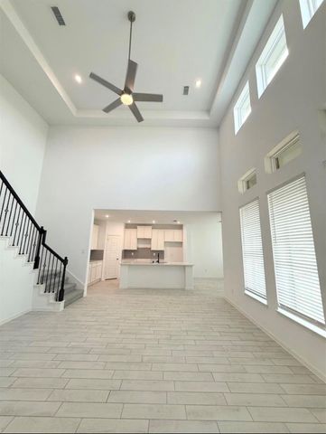 2506 Shallow Lake Lane, Iowa Colony, TX 77583