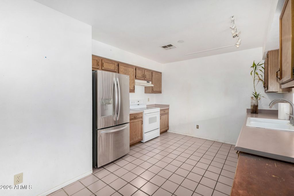 22303 W MEADE Lane, Buckeye, AZ 85326 — photo 5