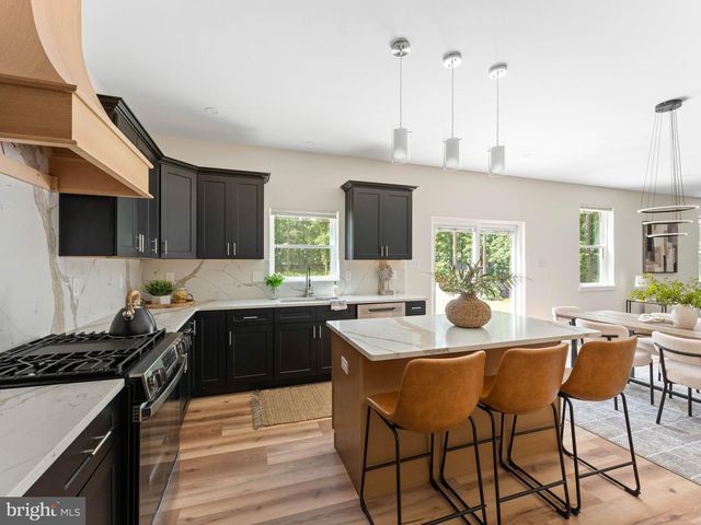 983 NEW BROOKLYN ERIAL RD, Sicklerville, NJ 08081