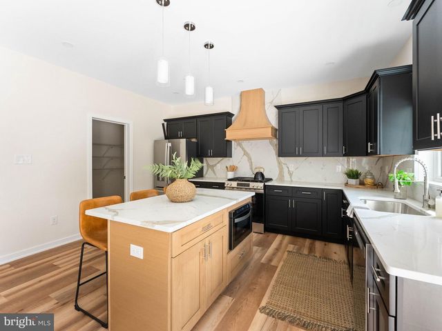 983 NEW BROOKLYN ERIAL RD, Sicklerville, NJ 08081