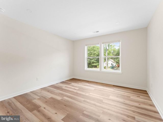 983 NEW BROOKLYN ERIAL RD, Sicklerville, NJ 08081