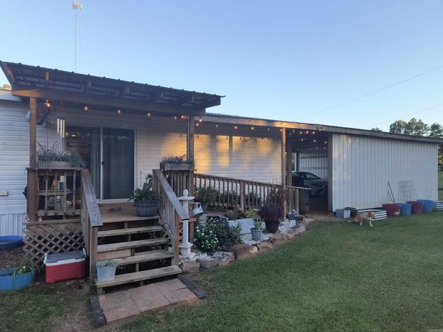 2631 Hwy 24 E., Prescott, AR 71857