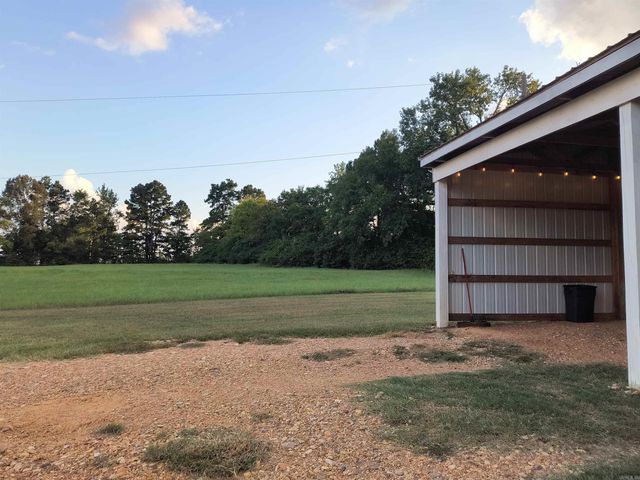 2631 Hwy 24 E., Prescott, AR 71857