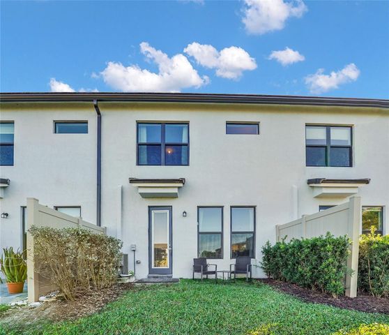 2293 S Appleton Circle, Oakland Park, FL 33309