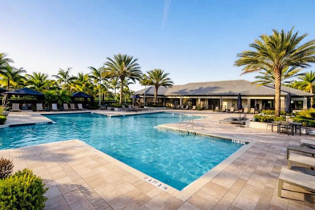 2293 S Appleton Circle, Oakland Park, FL 33309