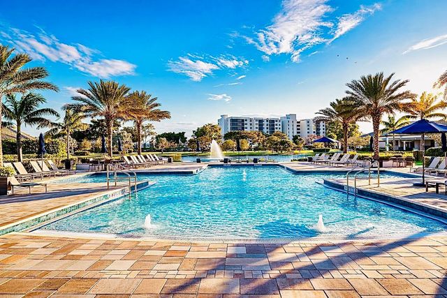 2293 S Appleton Circle, Oakland Park, FL 33309