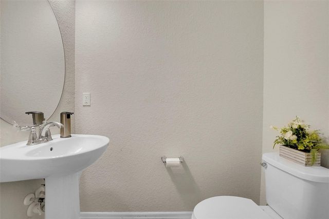 2293 S Appleton Circle, Oakland Park, FL 33309