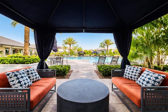 2293 S Appleton Circle, Oakland Park, FL 33309