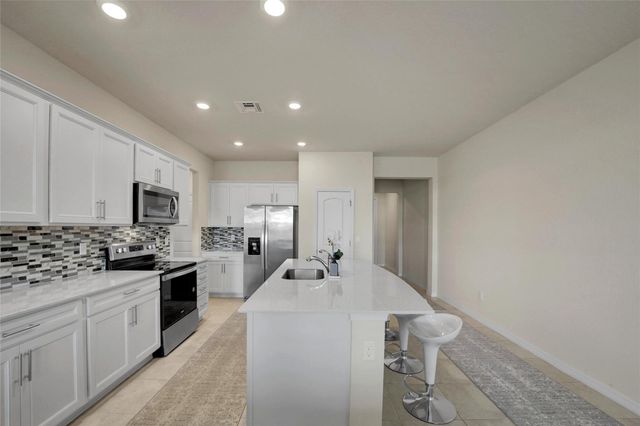 2293 S Appleton Circle, Oakland Park, FL 33309