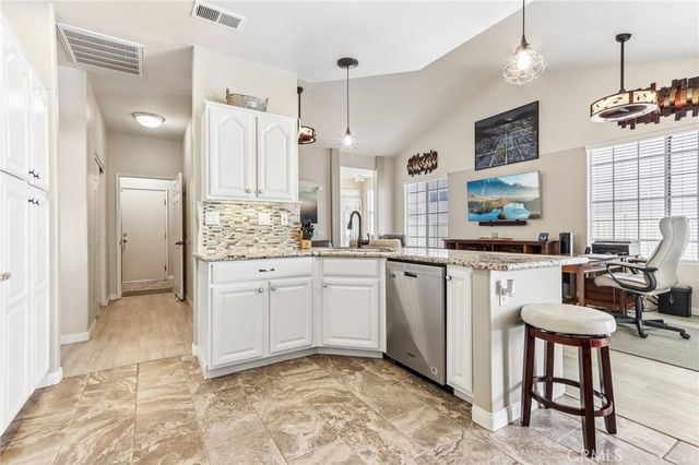 1732 Ametista Drive, San Jacinto, CA 92583