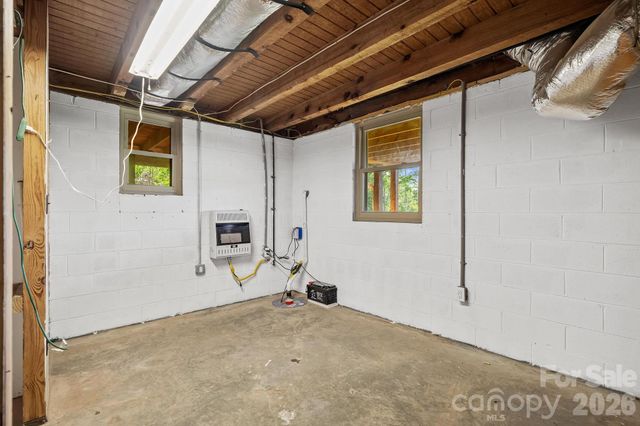 99999 Ed Debruhl Road, Alexander, NC 28701