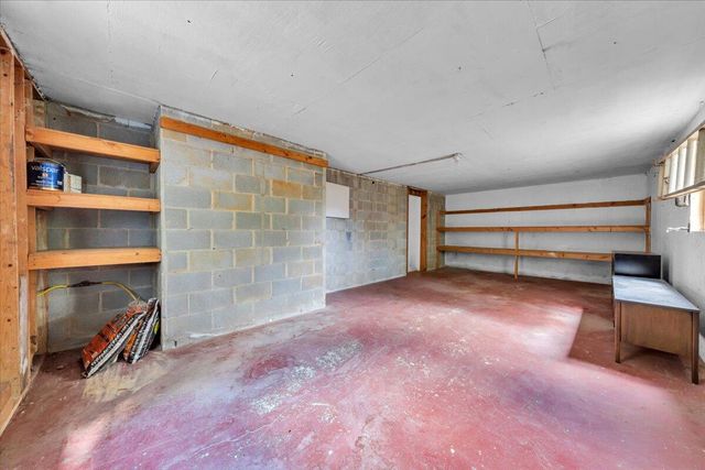 2060 Denise CIR, Roanoke, VA 24012