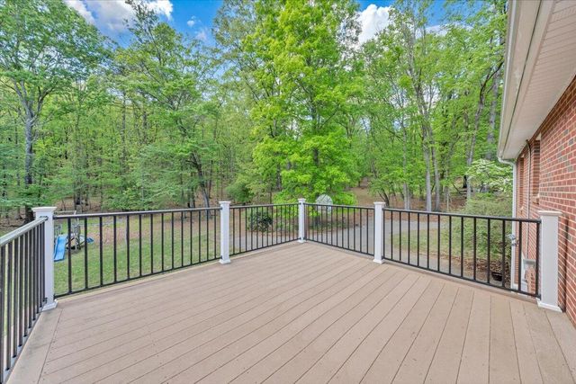 2060 Denise CIR, Roanoke, VA 24012