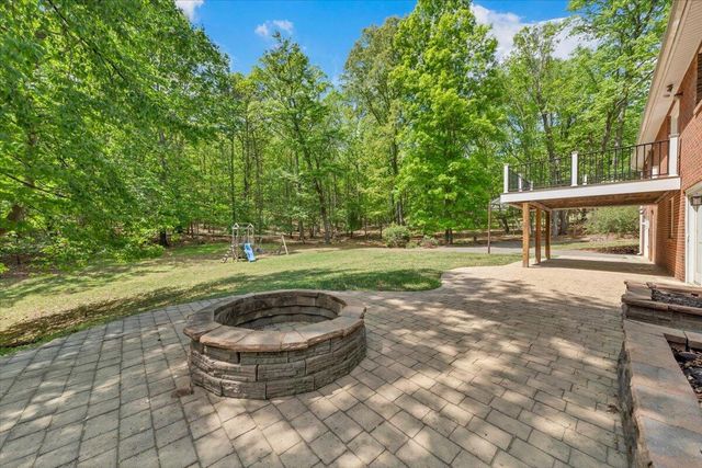 2060 Denise CIR, Roanoke, VA 24012