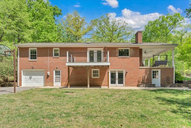 2060 Denise CIR, Roanoke, VA 24012
