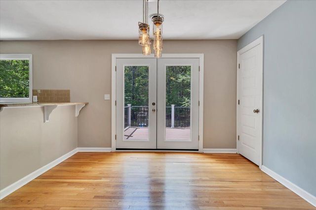 2060 Denise CIR, Roanoke, VA 24012