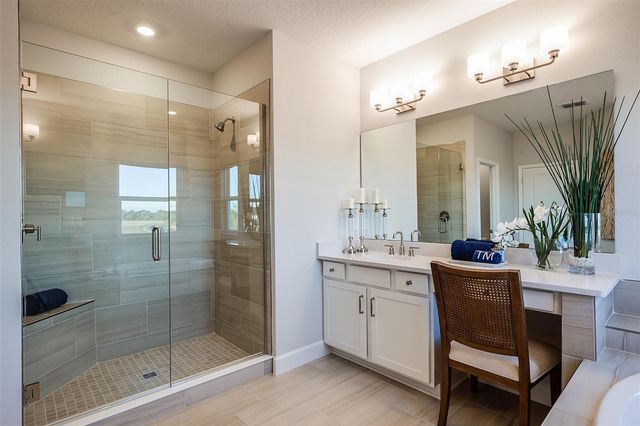 19326 LOCHSIDE LANE, Mount Dora, FL 32757