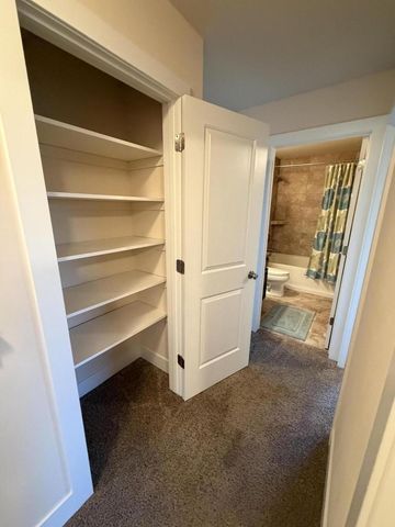 3903 16th PLACE, Kenosha, WI 53144