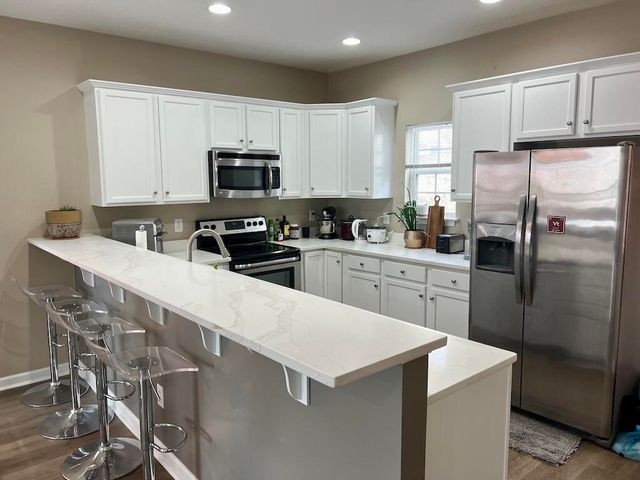 309 Courtney CIR, Blacksburg, VA 24060