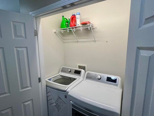 309 Courtney CIR, Blacksburg, VA 24060