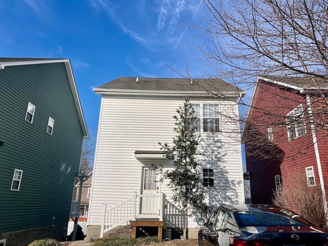 309 Courtney CIR, Blacksburg, VA 24060