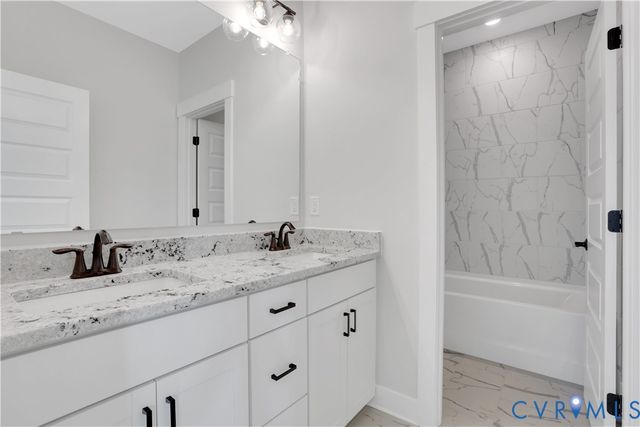 8481 Roden Dr, Mechanicsville, VA 23111