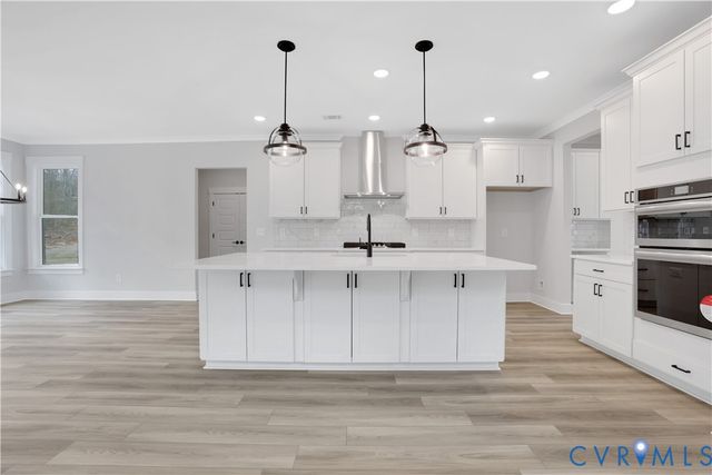 8481 Roden Dr, Mechanicsville, VA 23111