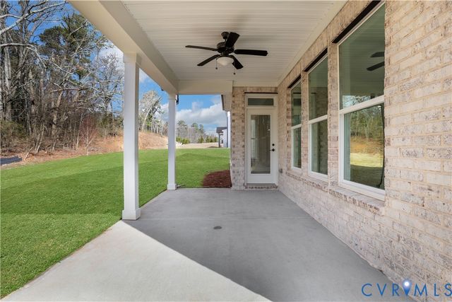 8481 Roden Dr, Mechanicsville, VA 23111