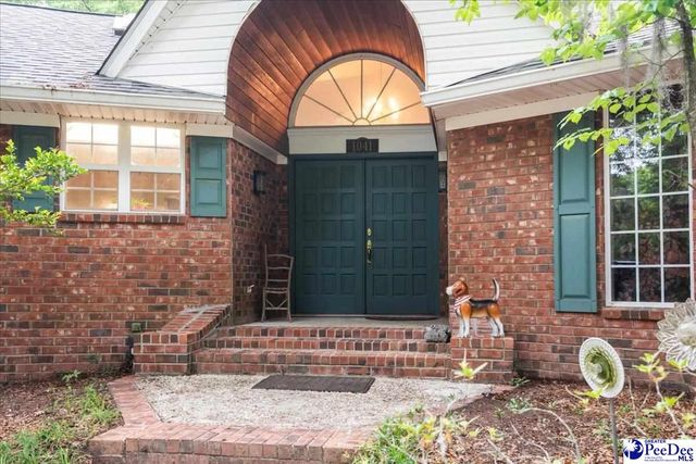 1041 Creekview Dr, Darlington, SC 29540