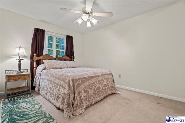 1041 Creekview Dr, Darlington, SC 29540
