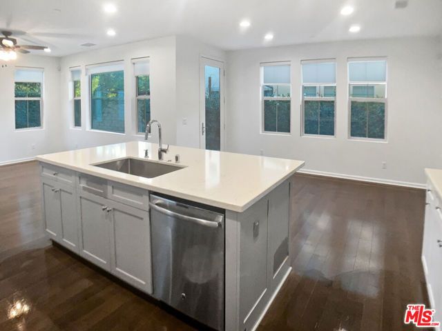 91 Lavender, Lake Forest (el Toro), CA 92630