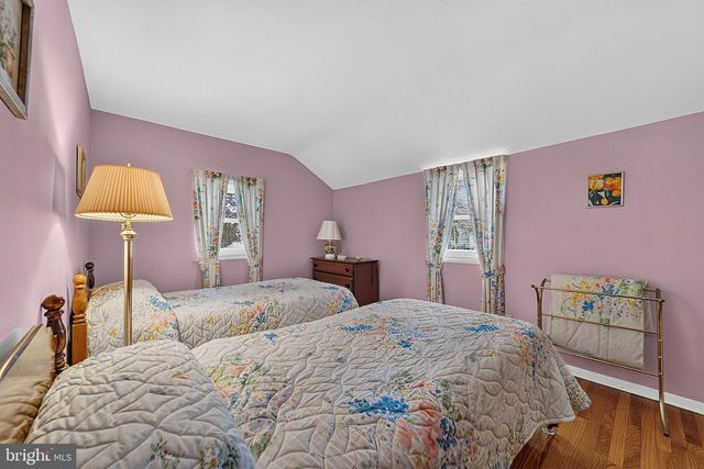 112 REDFORD RD, Oreland, PA 19075