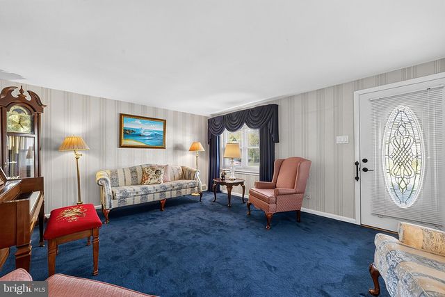 112 REDFORD RD, Oreland, PA 19075